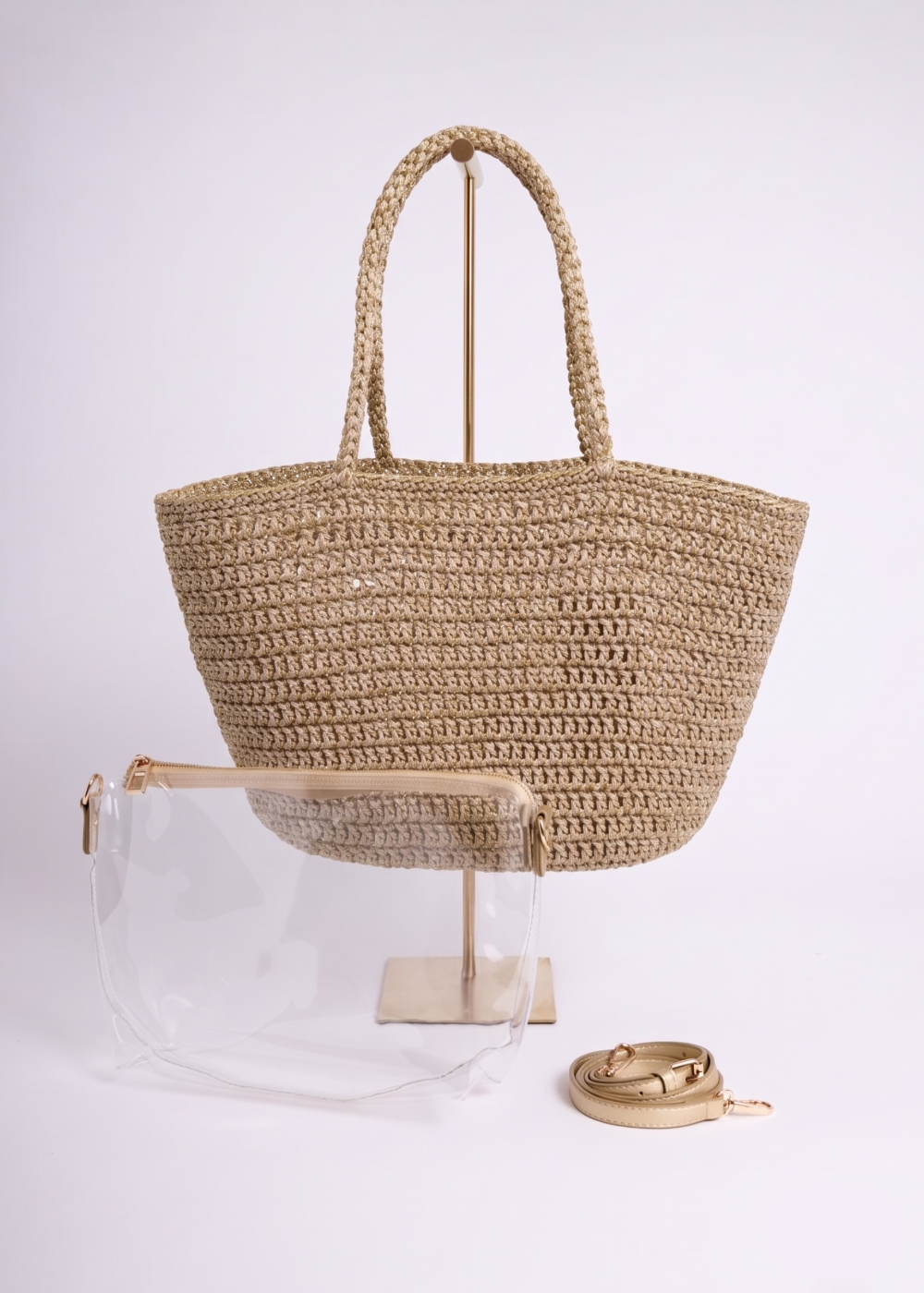 Sac crochet en coton et lurex fait main photo studio.